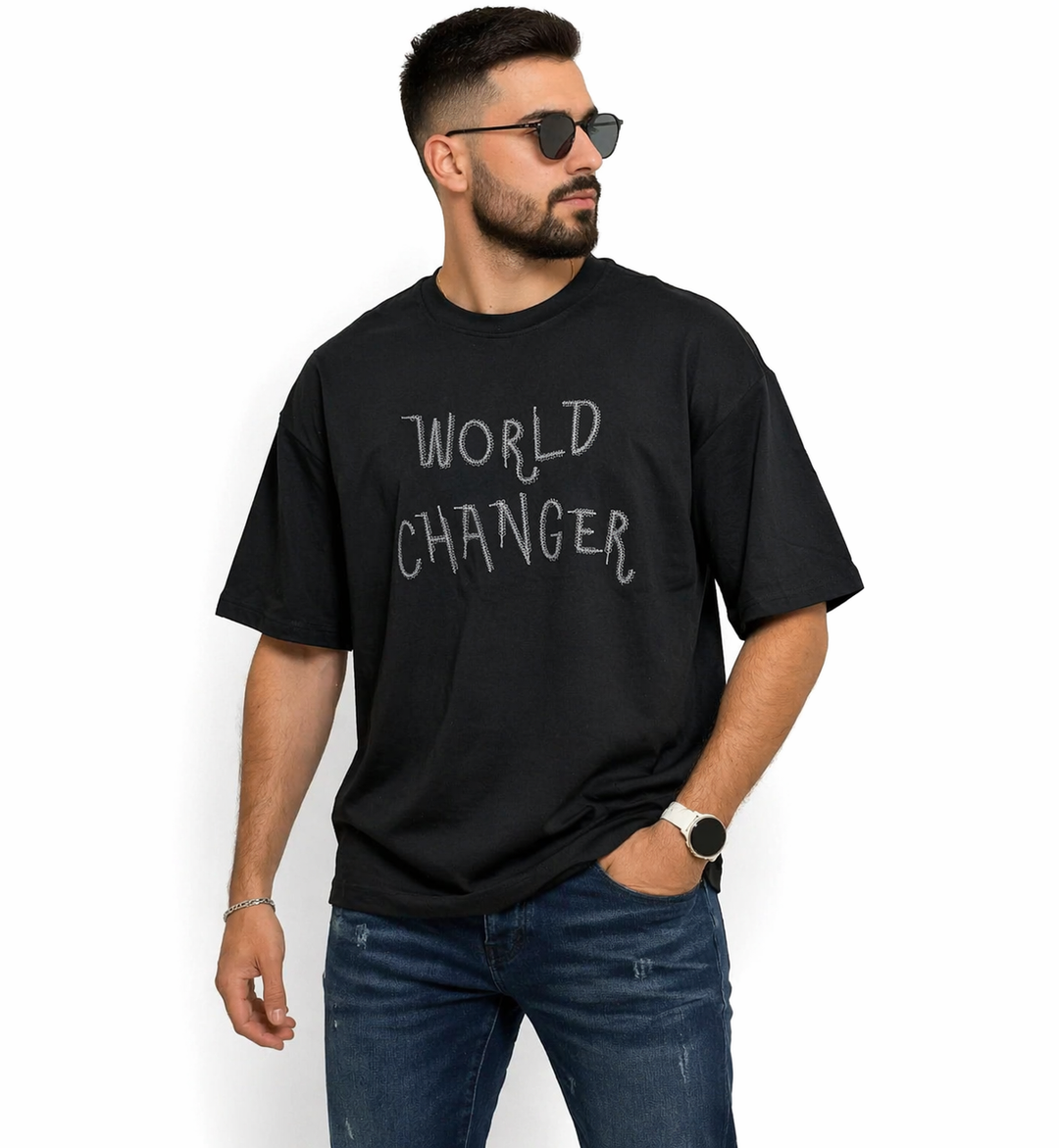 חולצת אוברסייז דגם world שחור - canavaro jeans