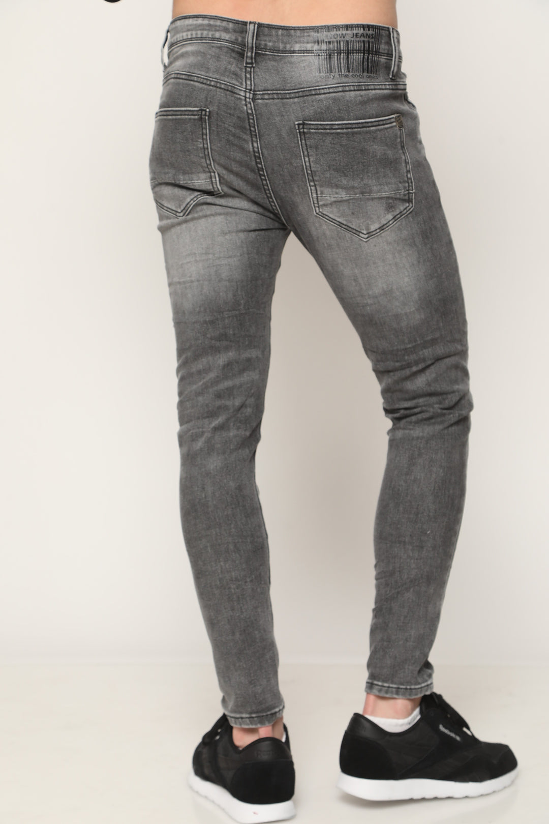 ג'ינס סופר סקיני 705 - canavaro jeans