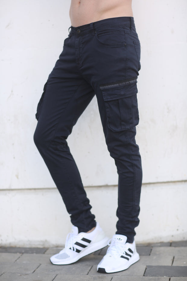 דגמח כחול בלי שרוך - canavaro jeans